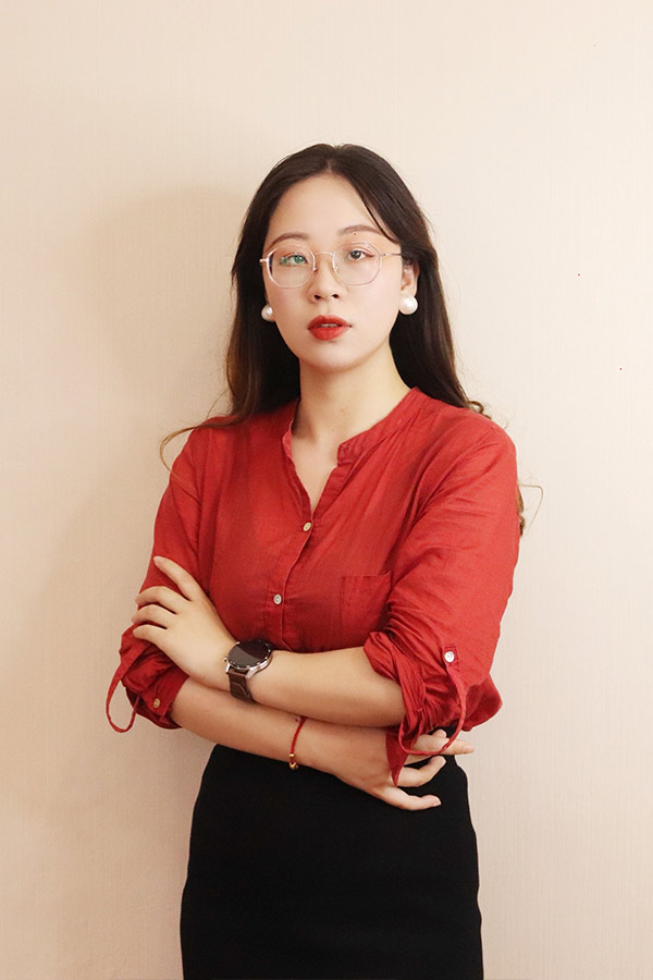 未央张治华 本科学历，毕业于陕西师范大学