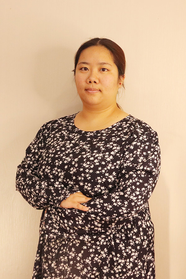 未央候洋  本科学历，优秀班主任
