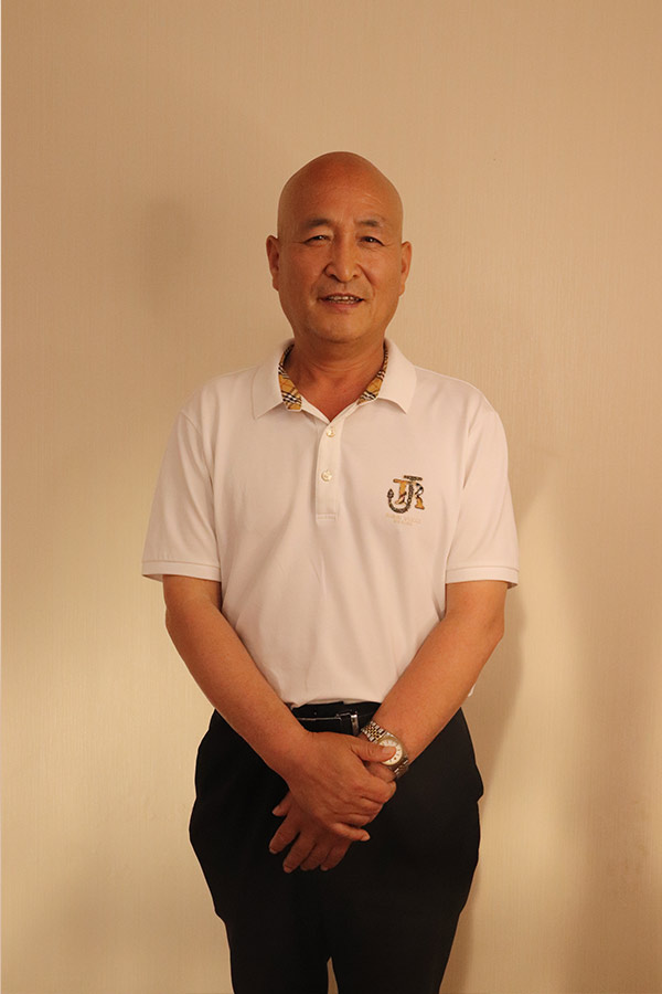 未央杨养民 本科学历，毕业于陕西师范大学